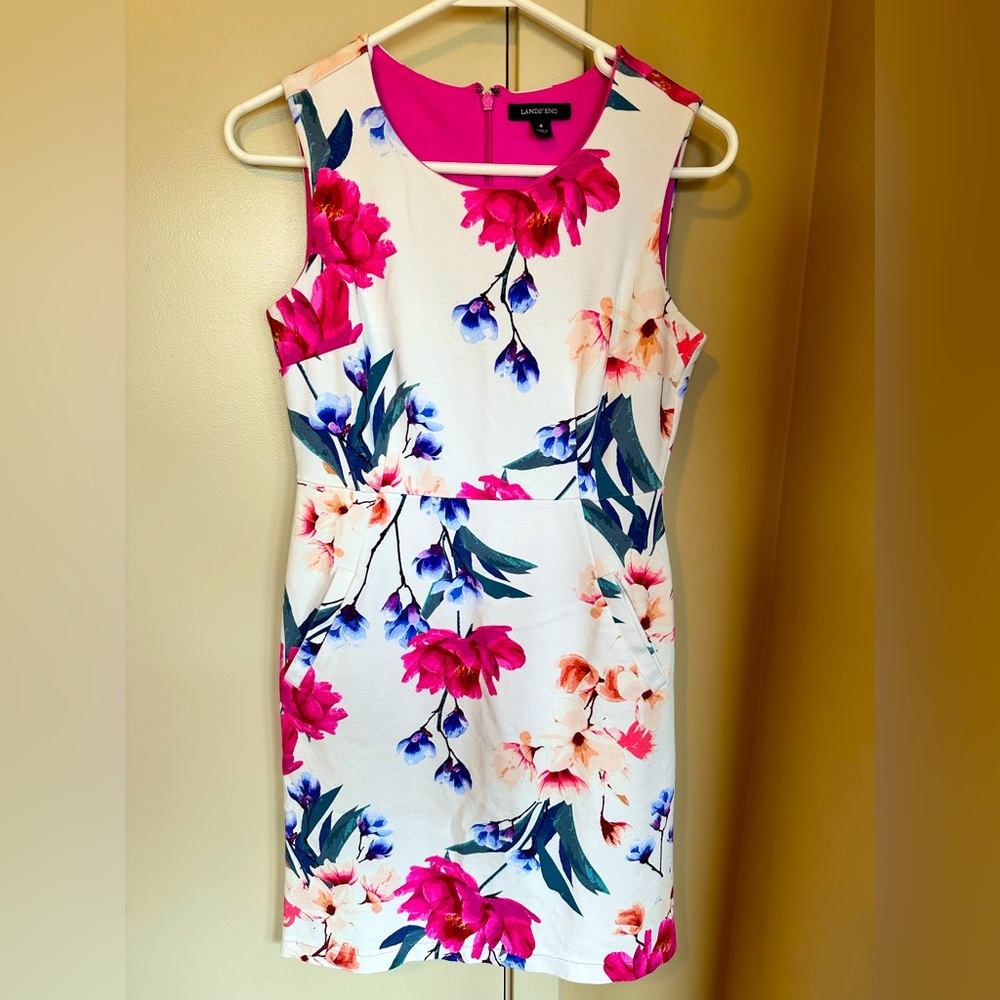 Lands End white and pink dress size 4